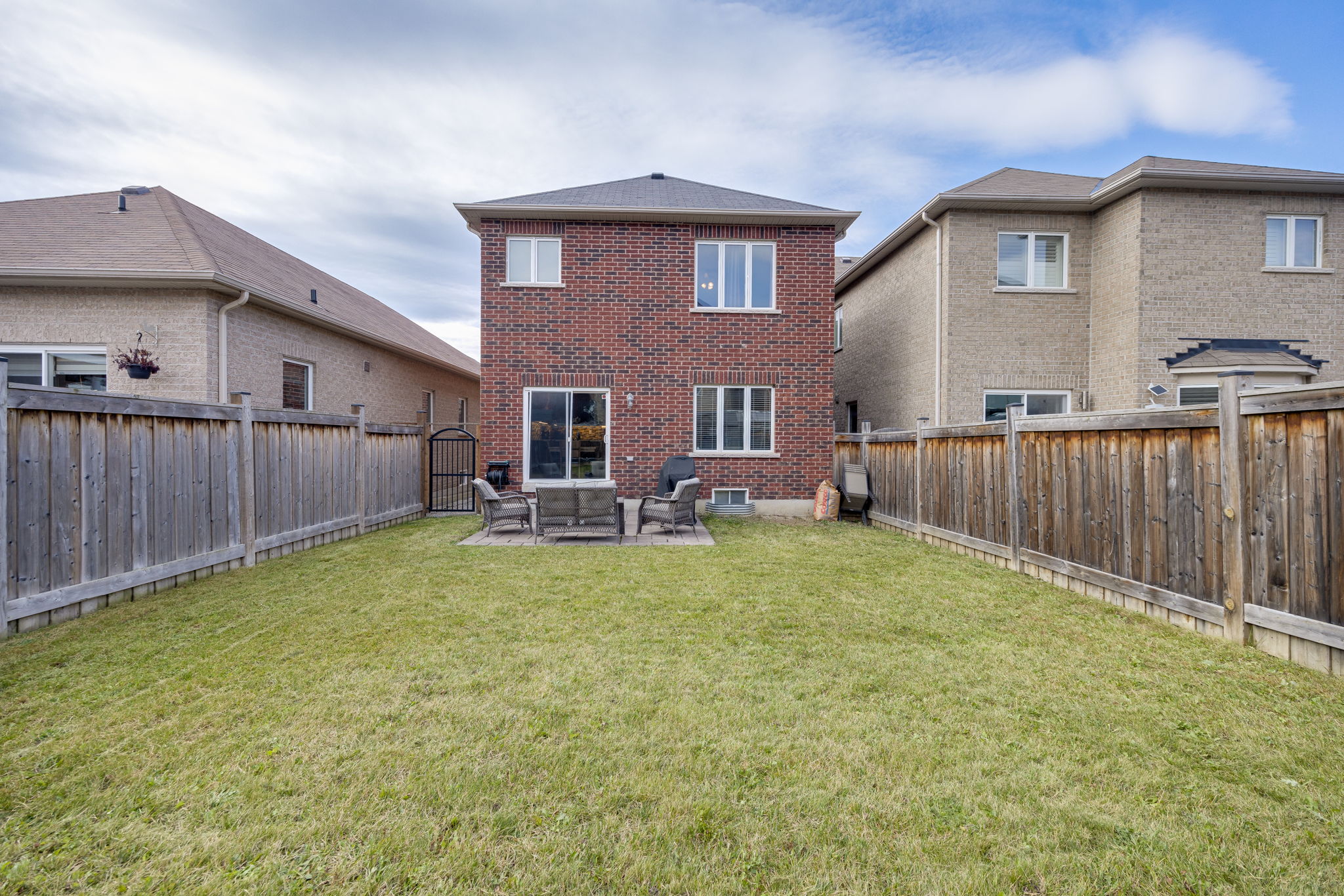 Bradford West Gwillimbury property showcase — delivered property photograph 39