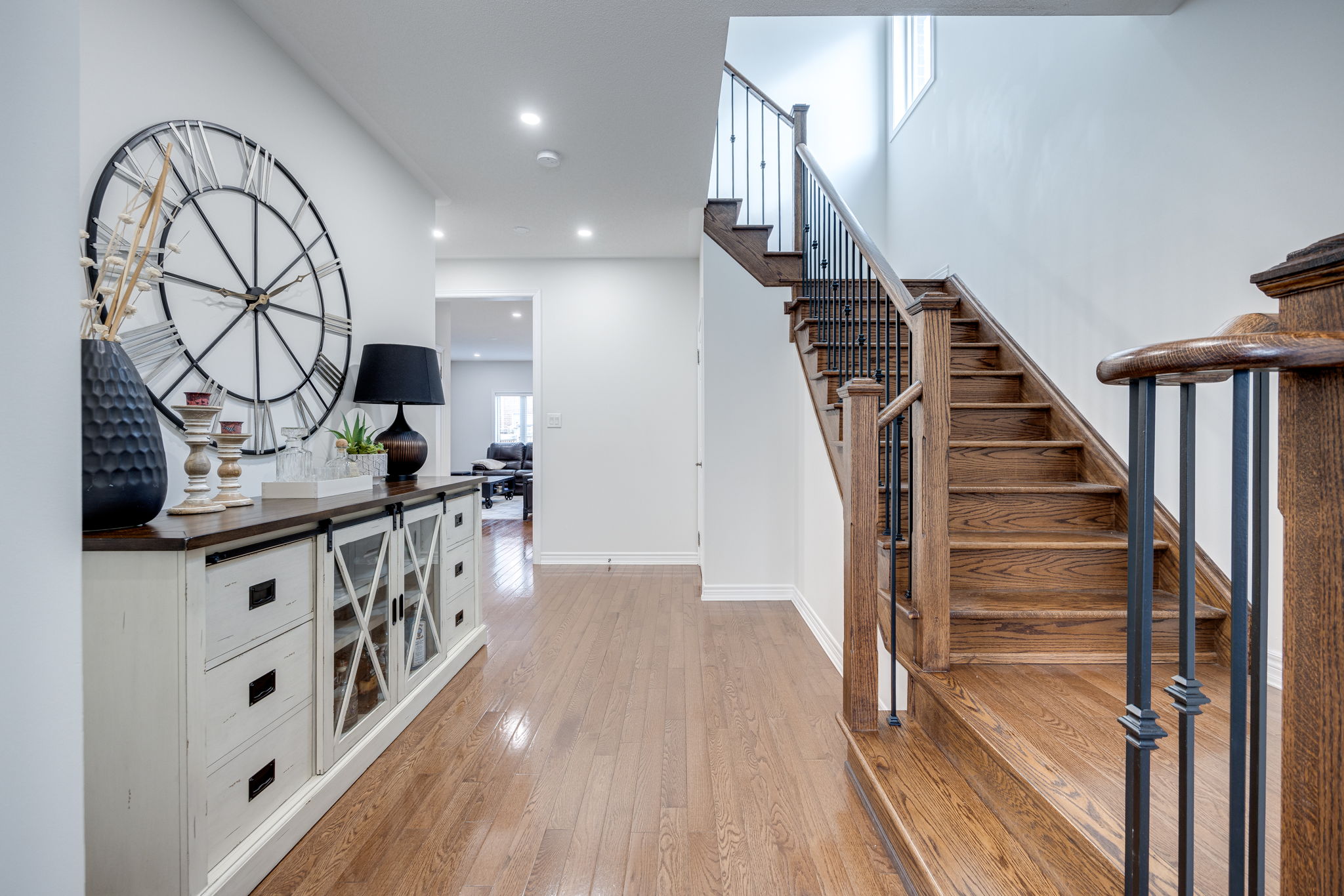 Bradford West Gwillimbury property showcase — delivered property photograph 4