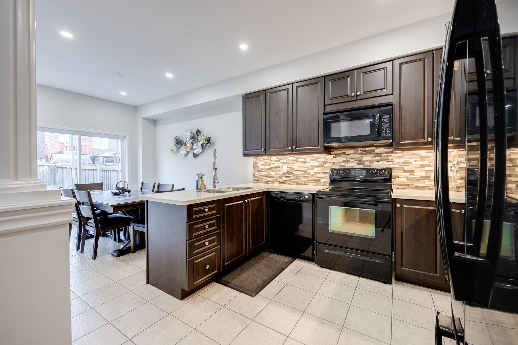 Bradford West Gwillimbury property showcase — delivered property photograph 13