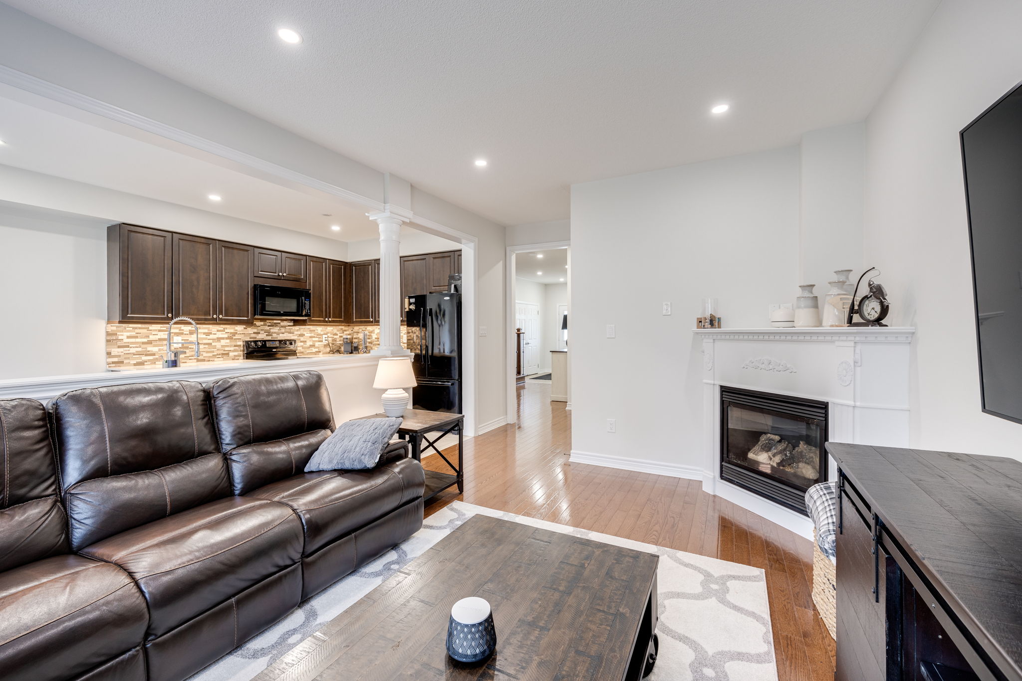 Bradford West Gwillimbury property showcase — delivered property photograph 10