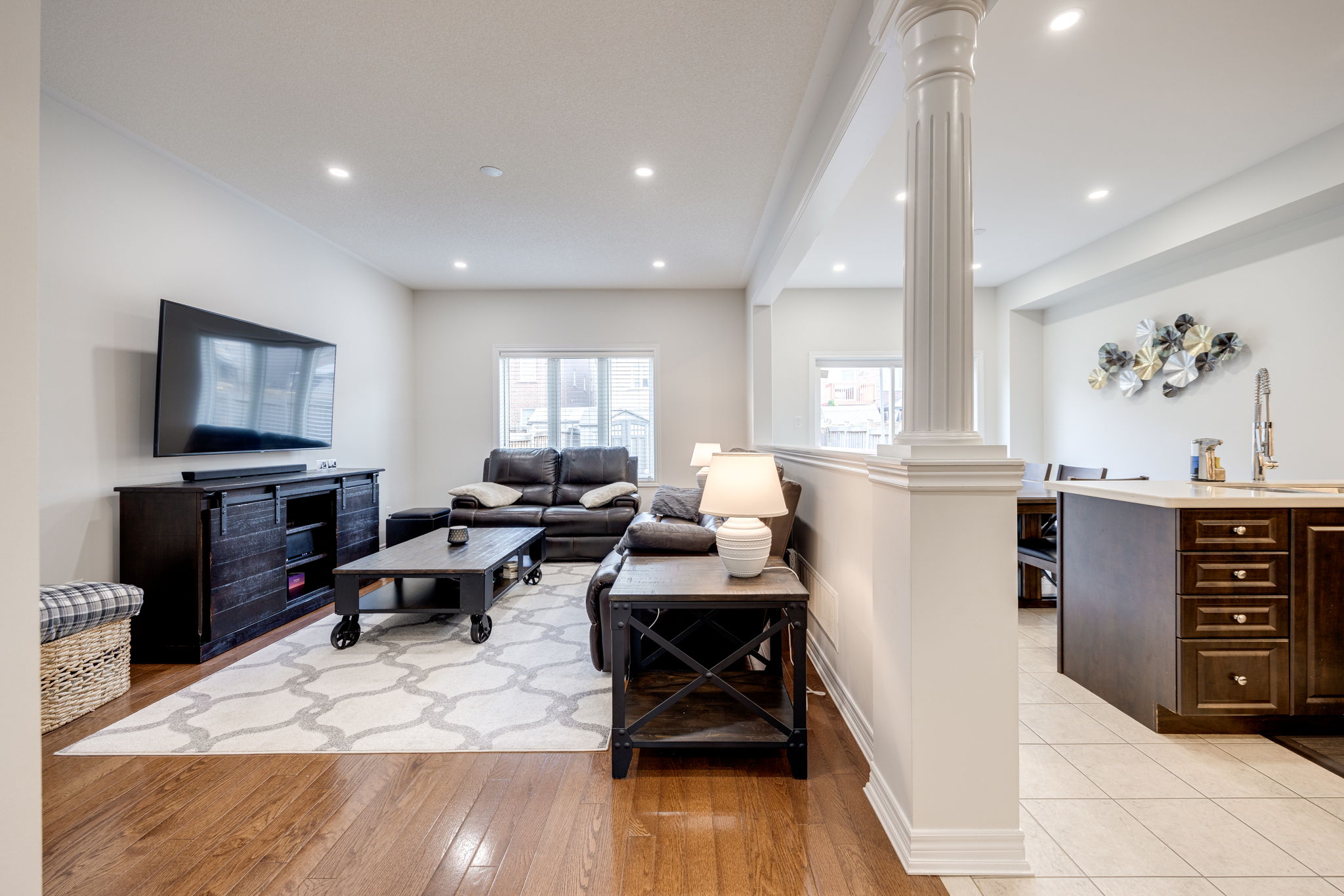 Bradford West Gwillimbury property showcase — delivered property photograph 7