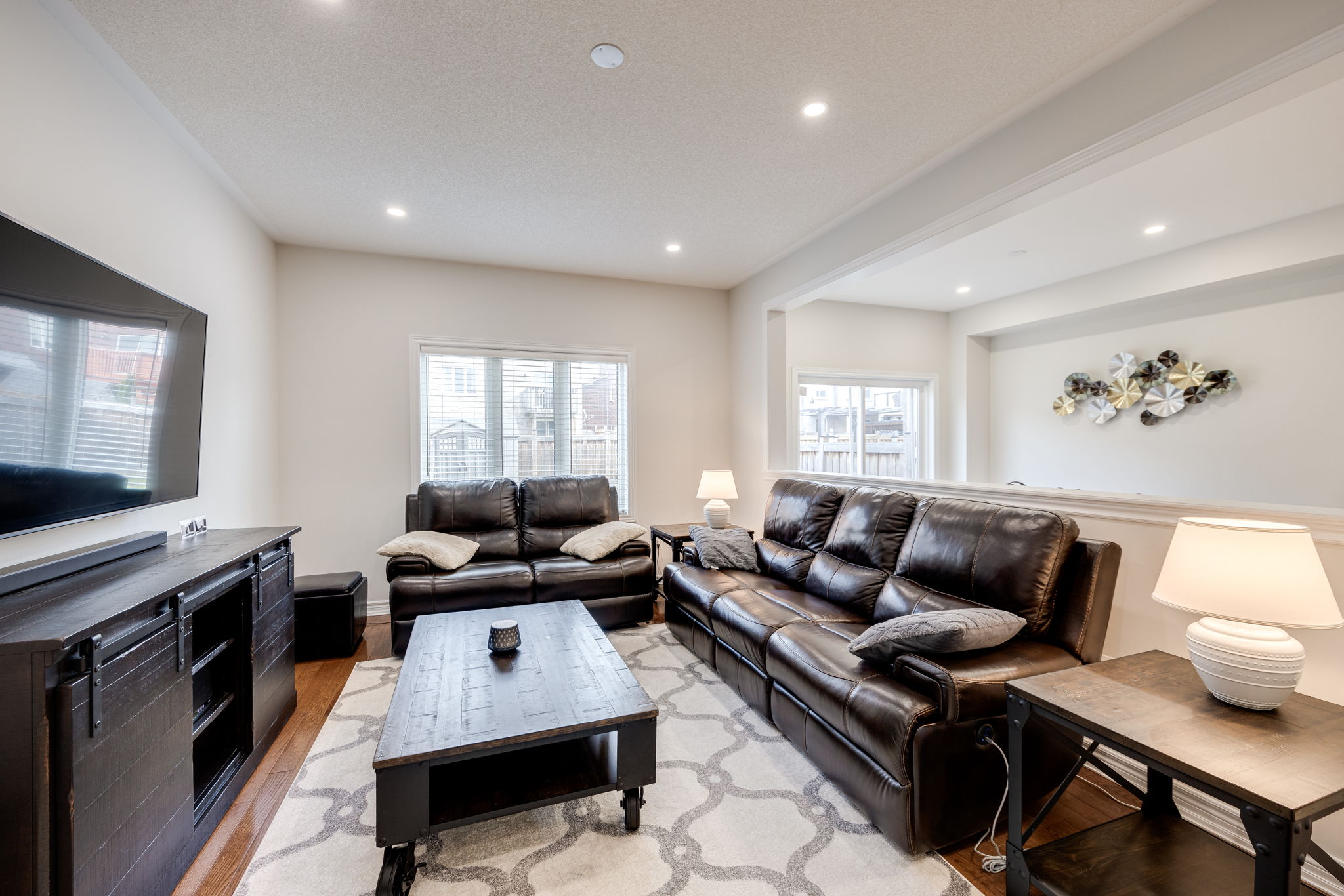 Bradford West Gwillimbury property showcase — delivered property photograph 9