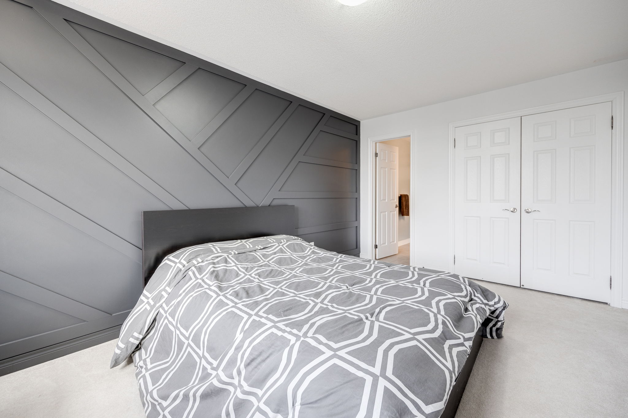 Bradford West Gwillimbury property showcase — delivered property photograph 26
