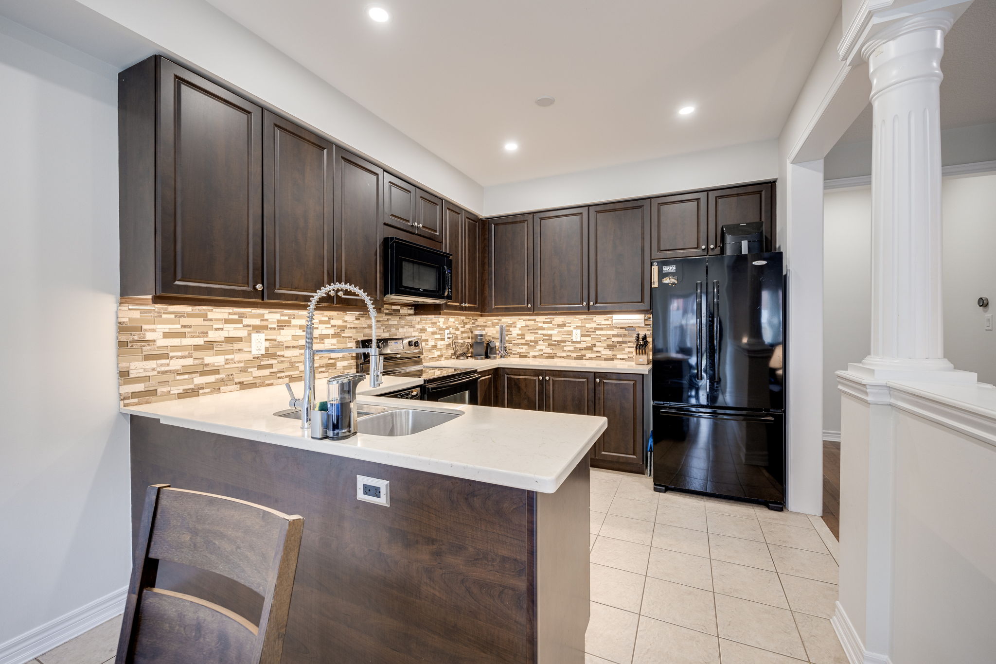 Bradford West Gwillimbury property showcase — delivered property photograph 15