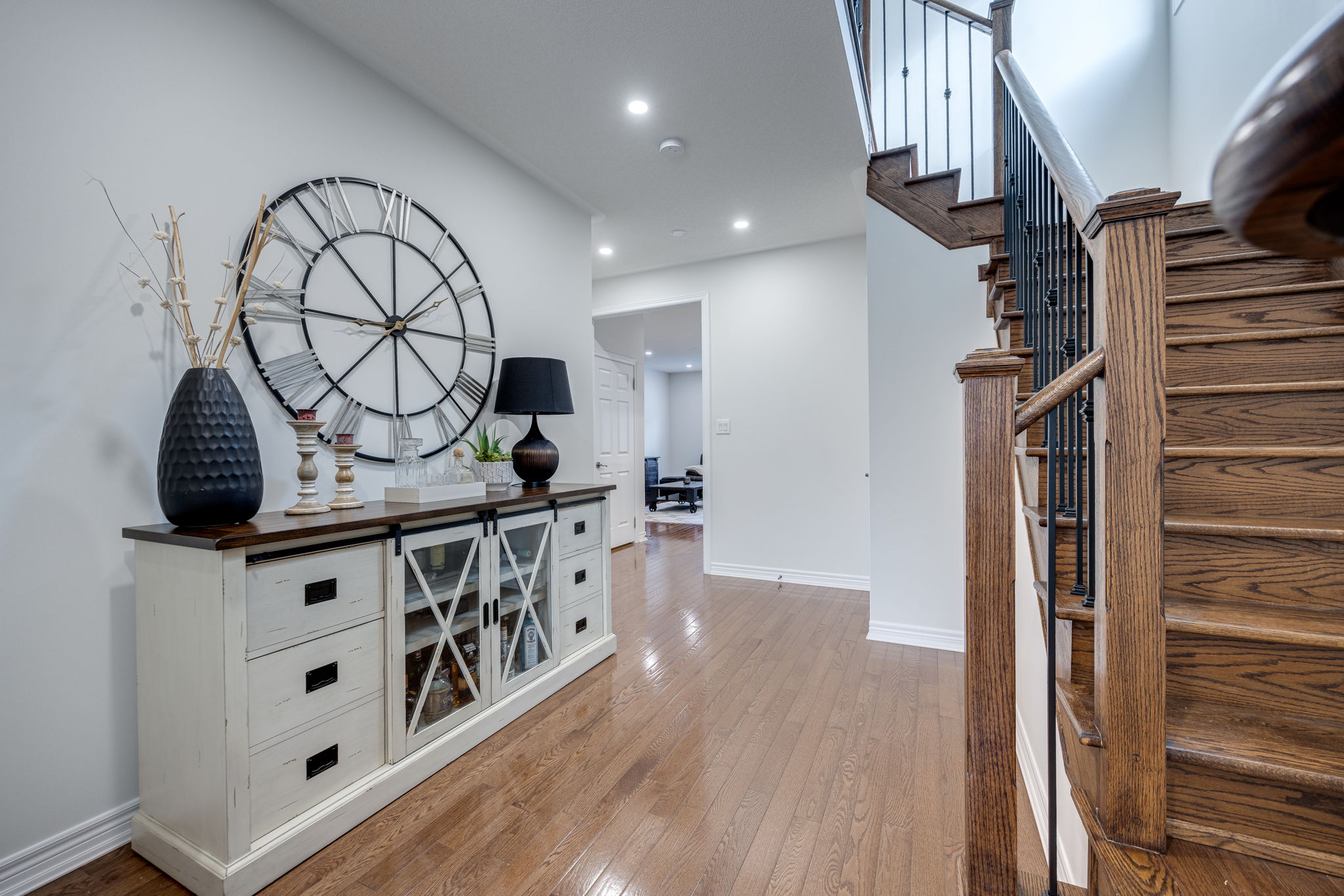 Bradford West Gwillimbury property showcase — delivered property photograph 5