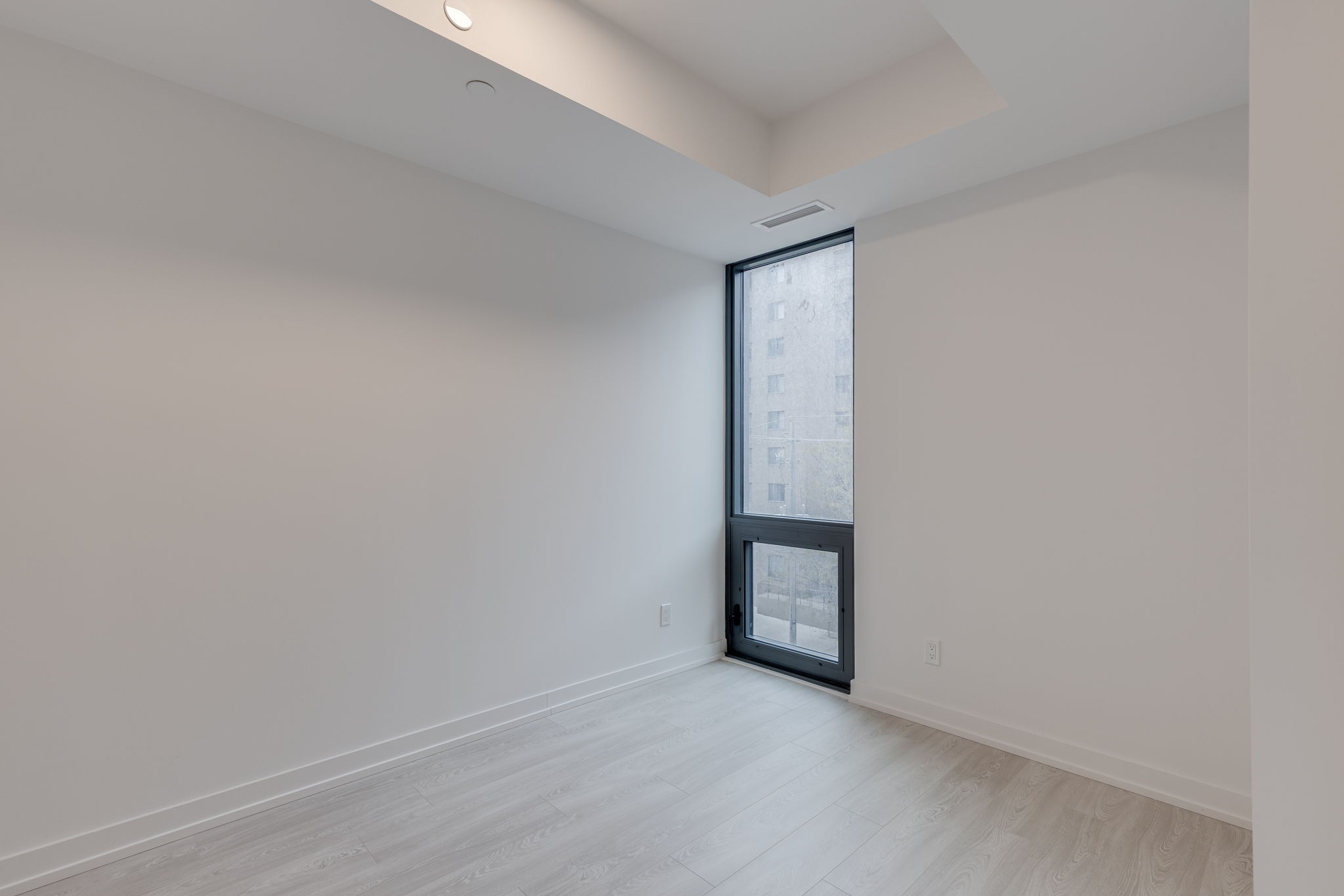 Toronto property showcase — delivered property photograph 12