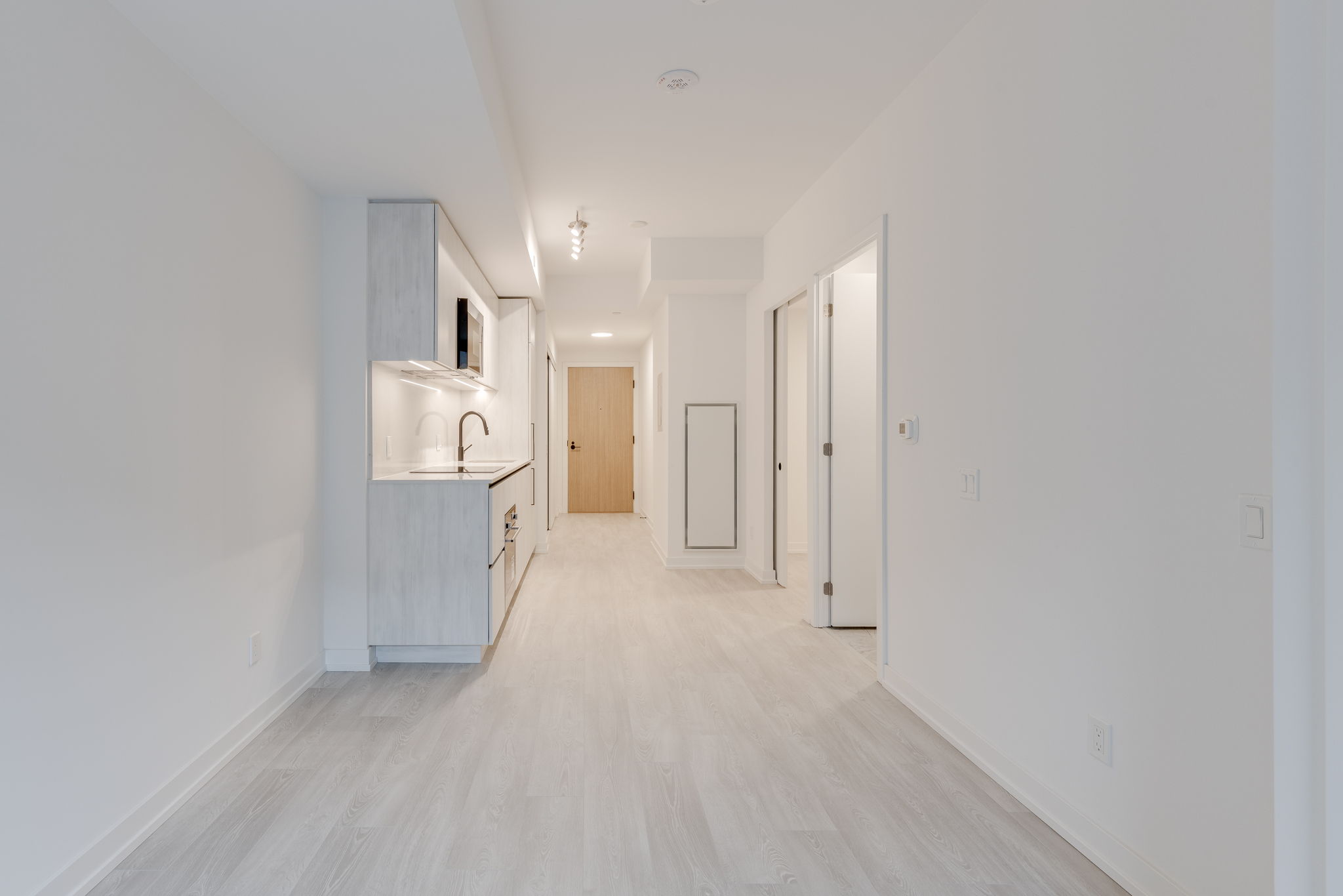 Toronto property showcase — delivered property photograph 18