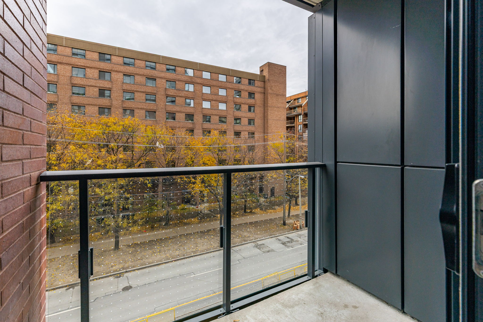 Toronto property showcase — delivered property photograph 21