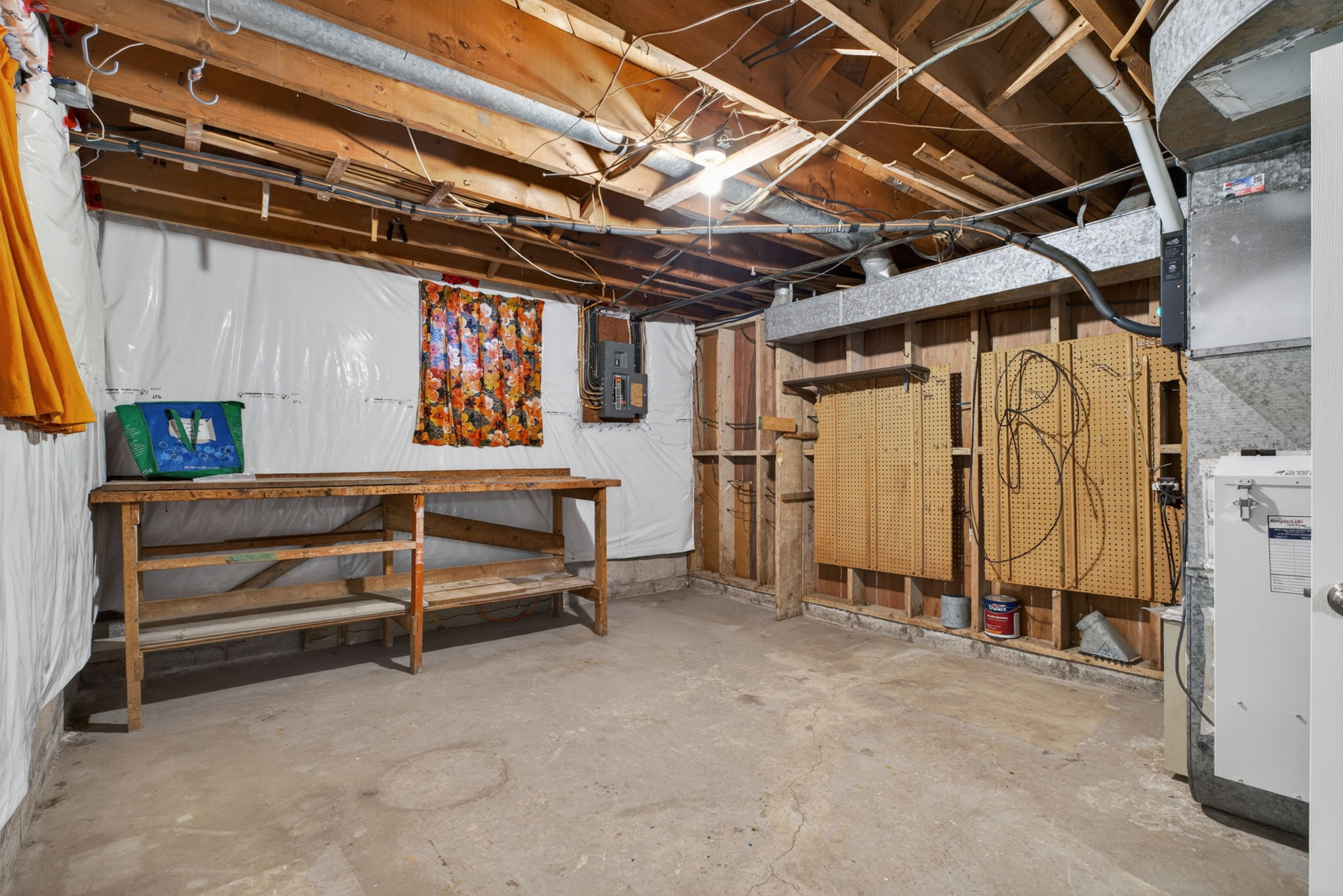  Photo 44