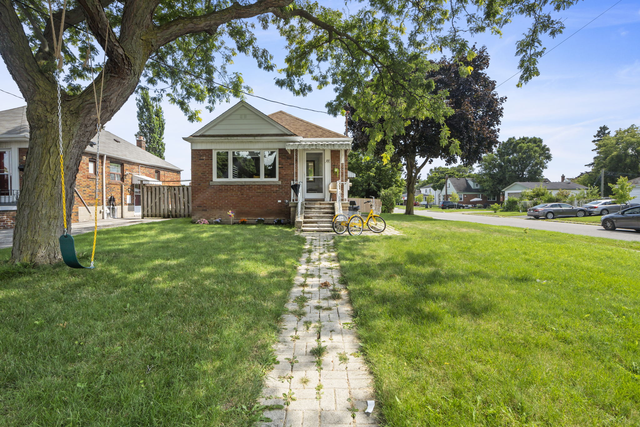 35 Princemere Crescent Toronto, ON M1R 3X1