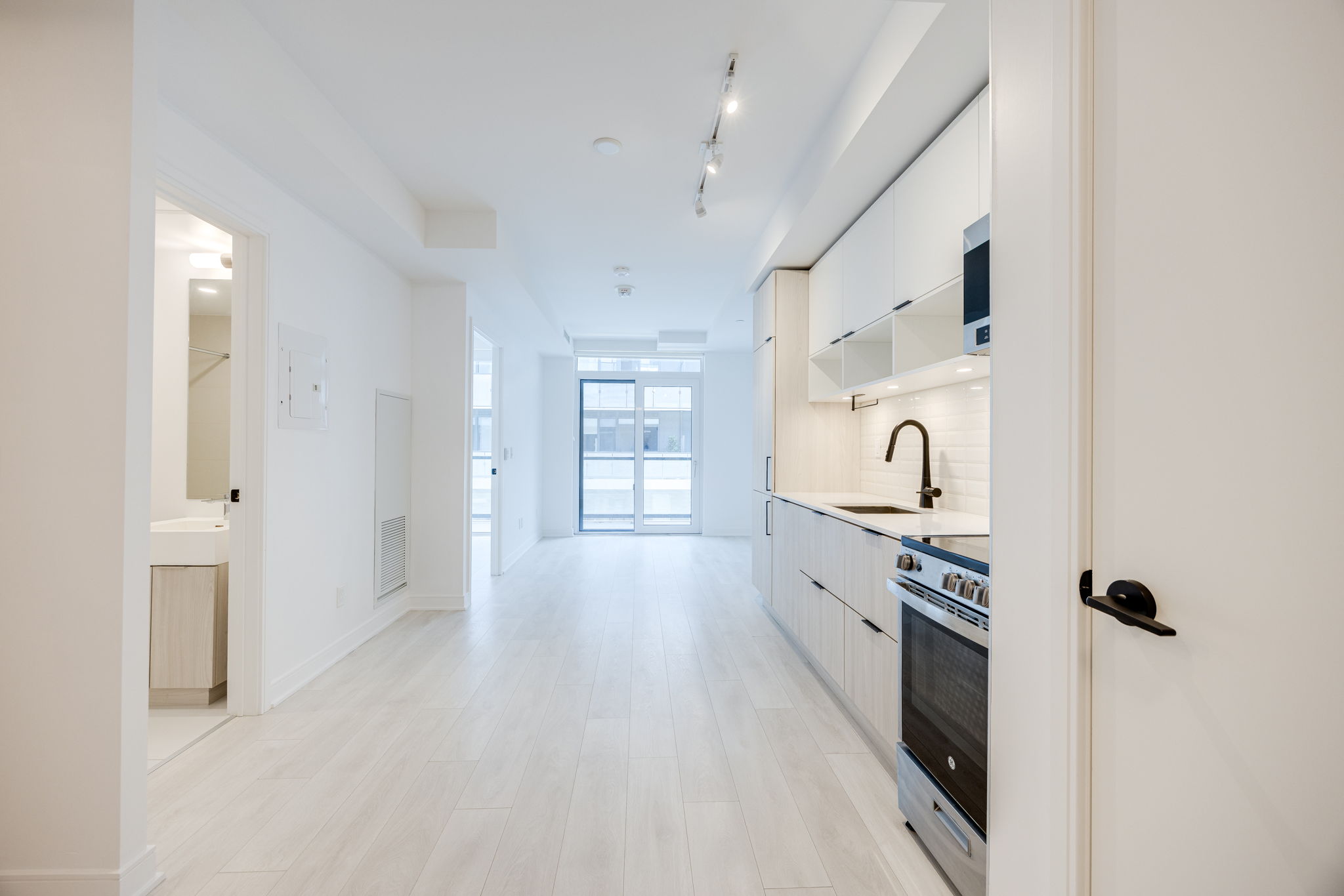 Toronto property showcase — delivered property photograph 4