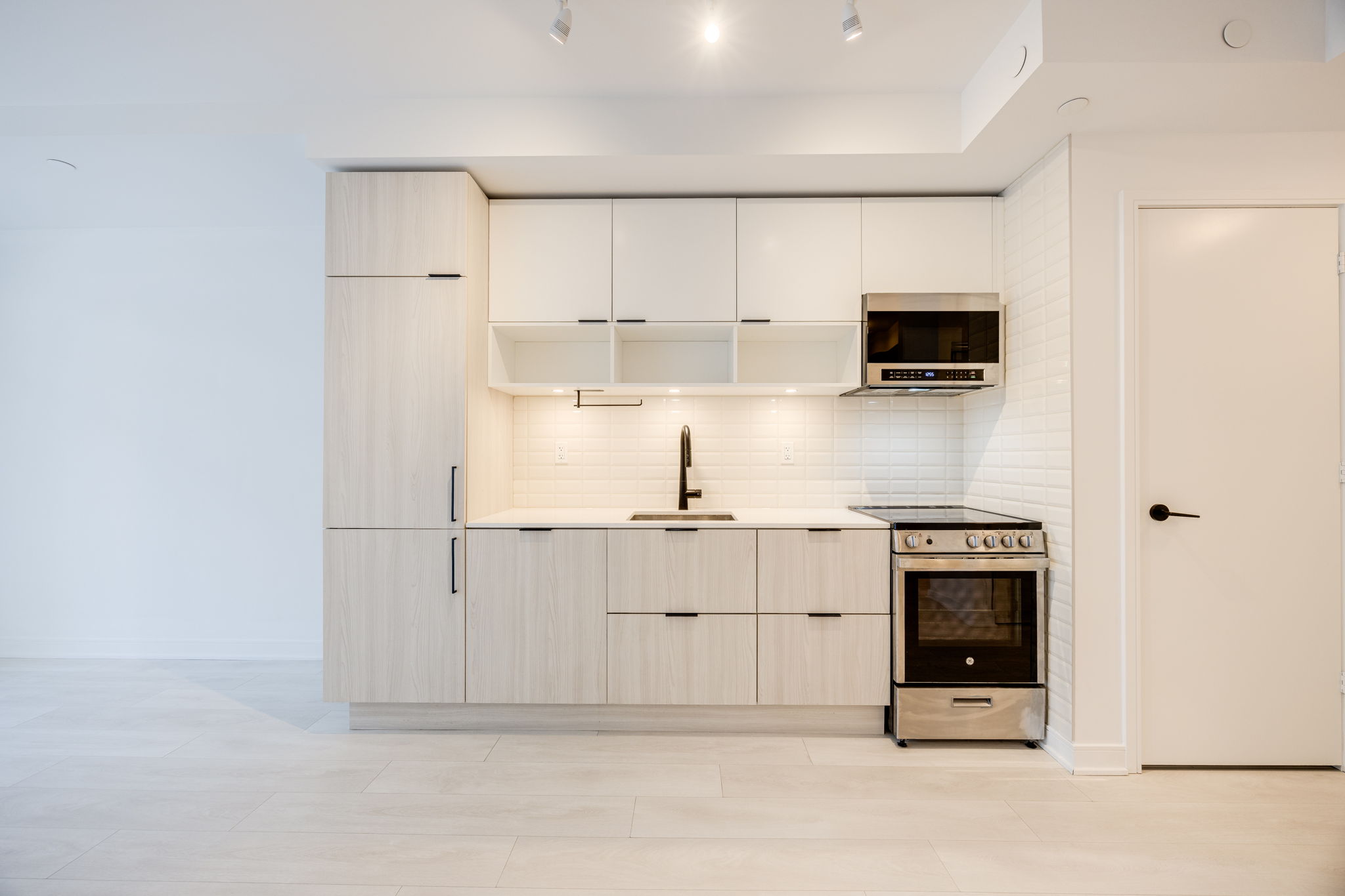 Toronto property showcase — delivered property photograph 6