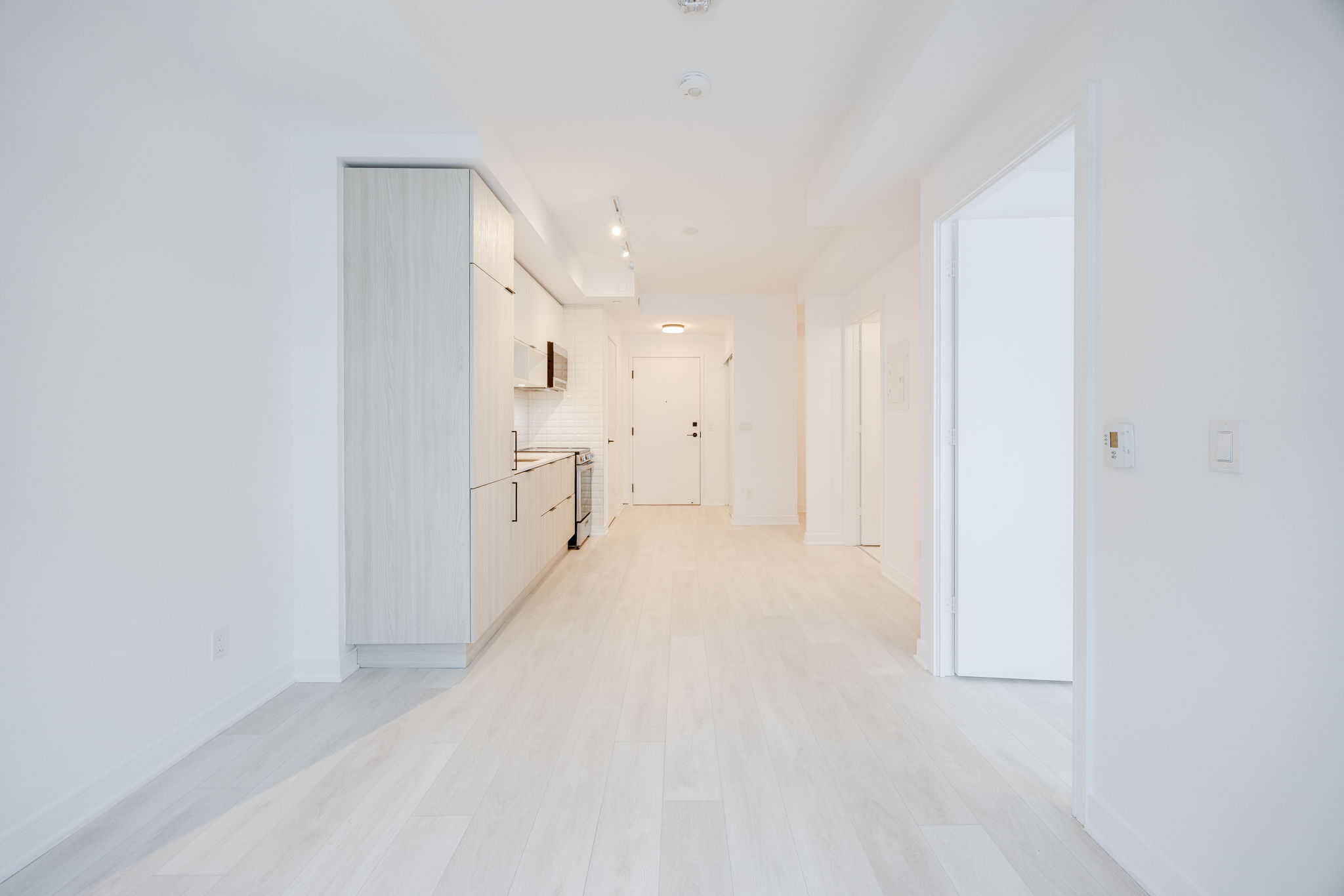 Toronto property showcase — delivered property photograph 10