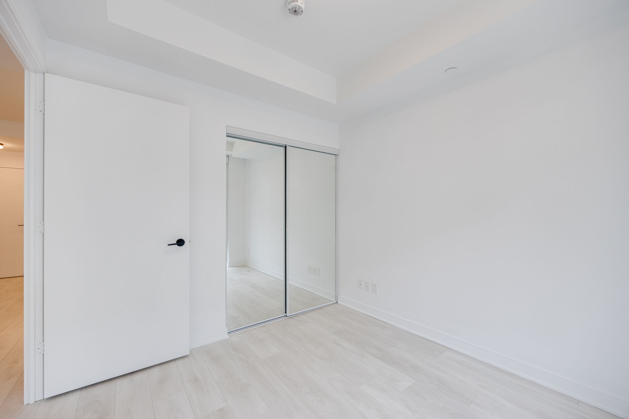 Toronto property showcase — delivered property photograph 13