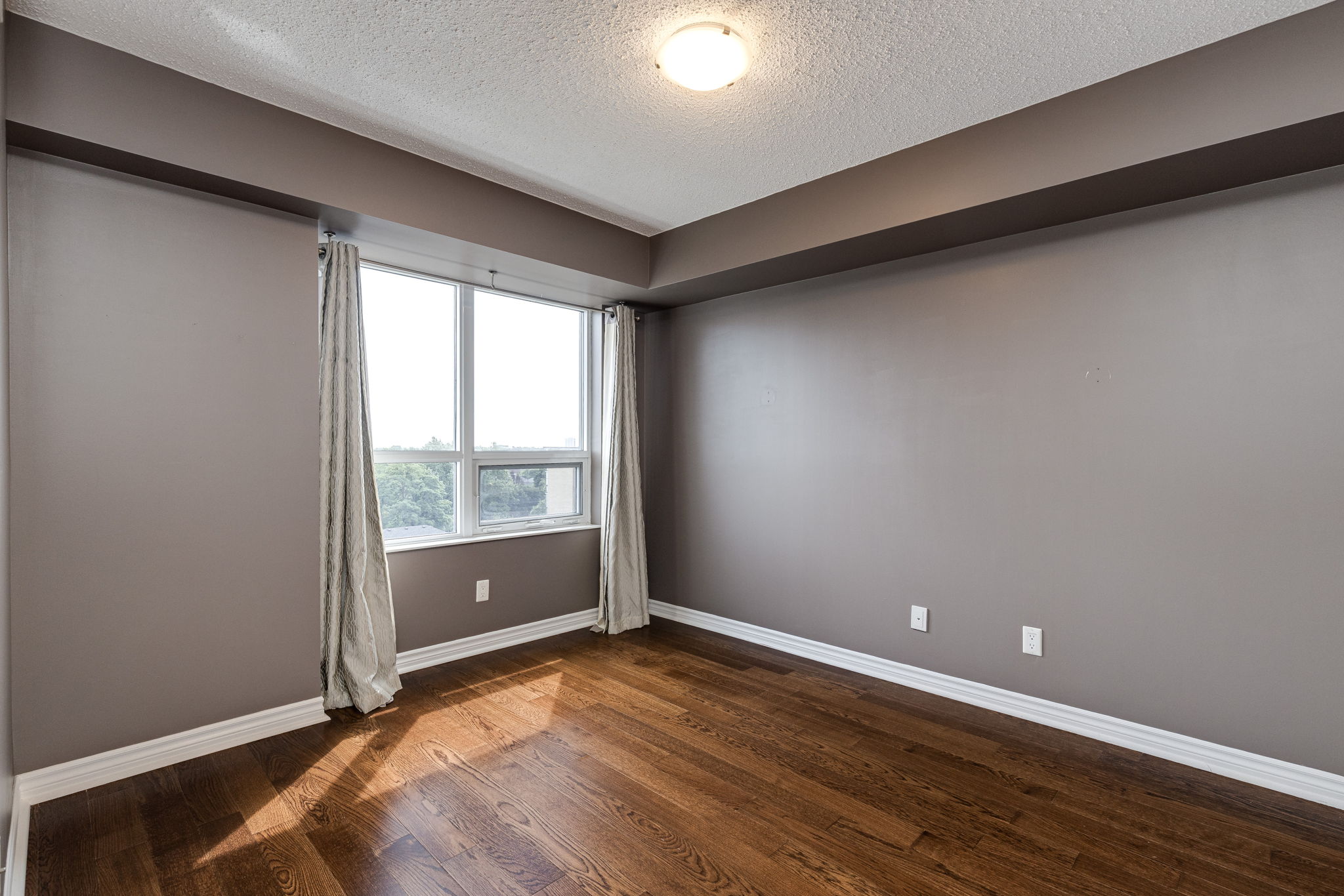 Toronto property showcase — delivered property photograph 15