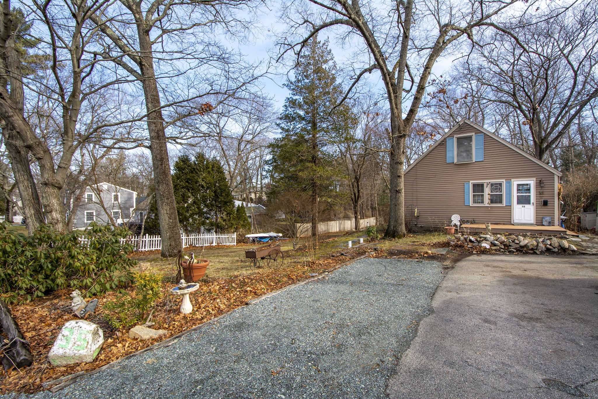 35 Smith Rd, Hingham, MA 02043 Tom Sheehan Photography