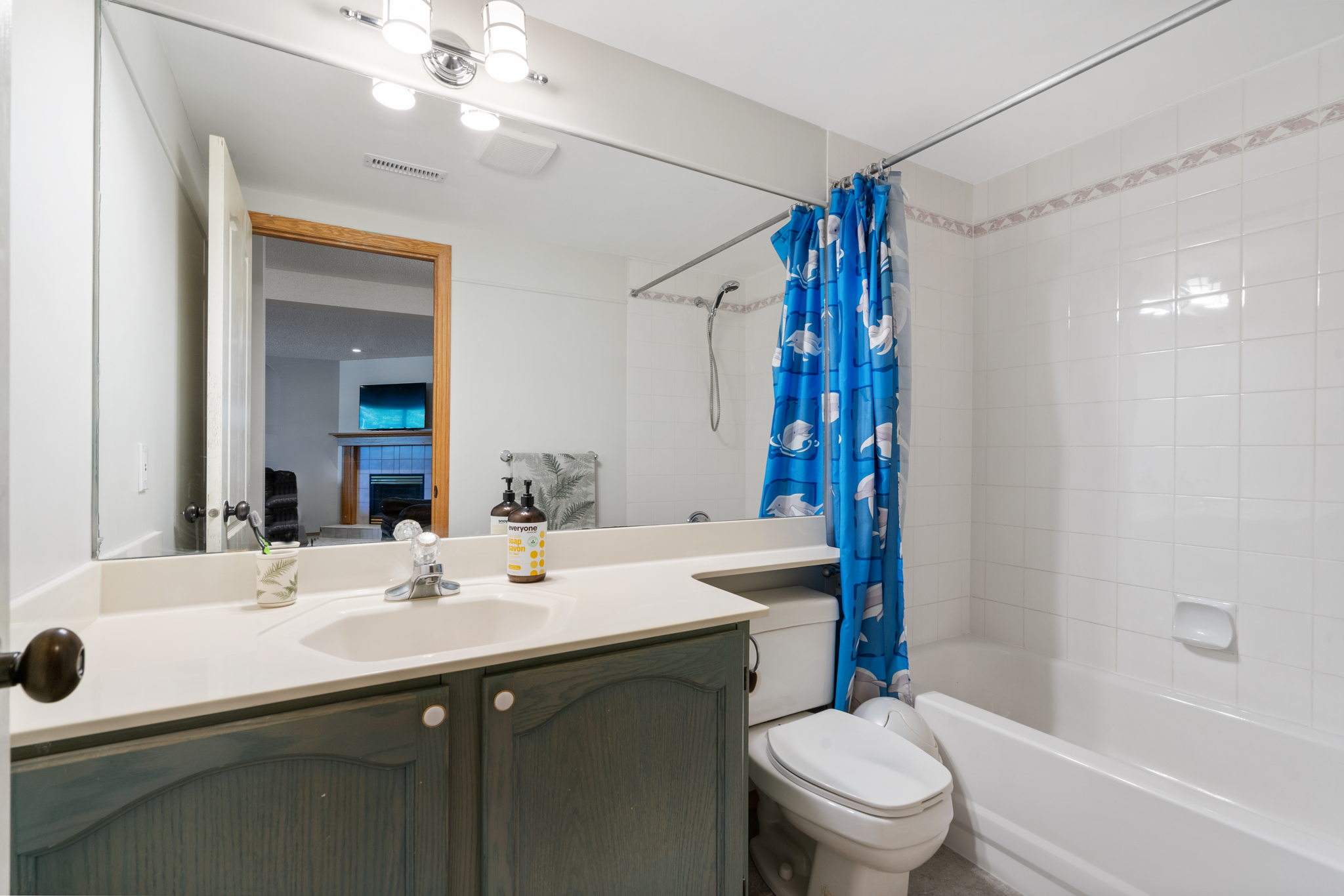 35 Somerset Square SW, Calgary, AB T2Y 3C7, Canada Photo 42