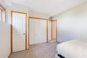35 Somerset Square SW, Calgary, AB T2Y 3C7, Canada Photo 40