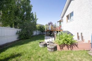 35 Somerset Square SW, Calgary, AB T2Y 3C7, Canada Photo 49