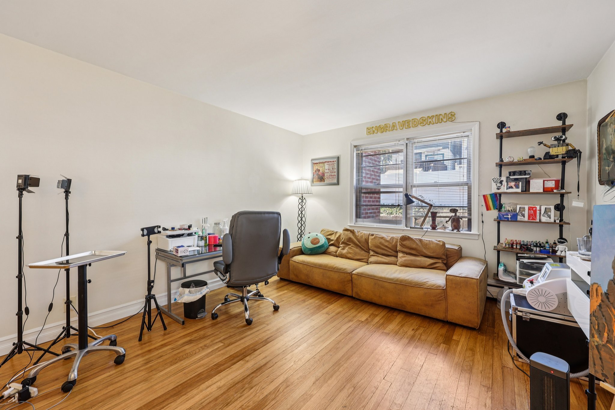 Sterling Ave-S2210-012.jpg