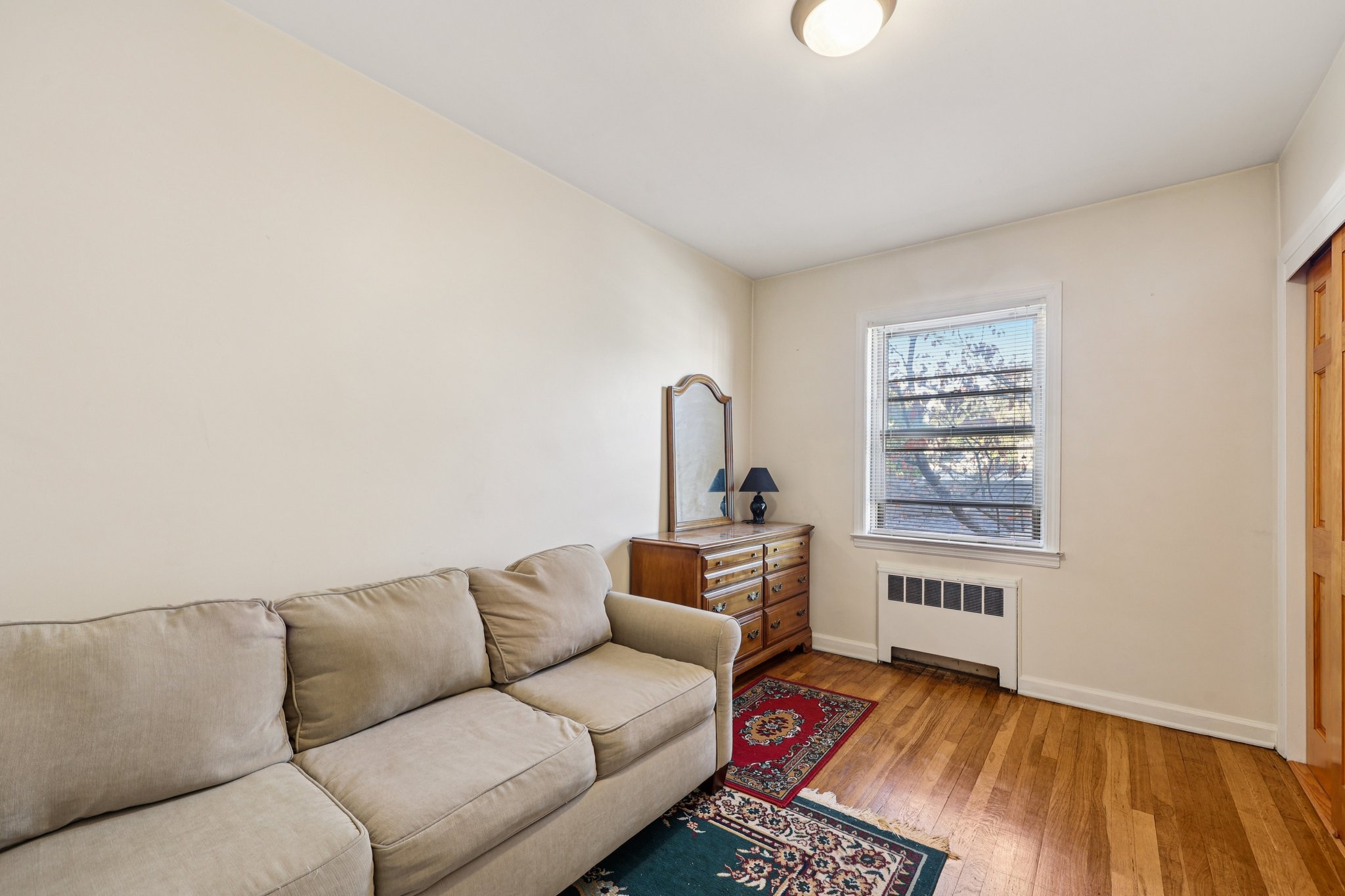 Sterling Ave-S2210-018.jpg