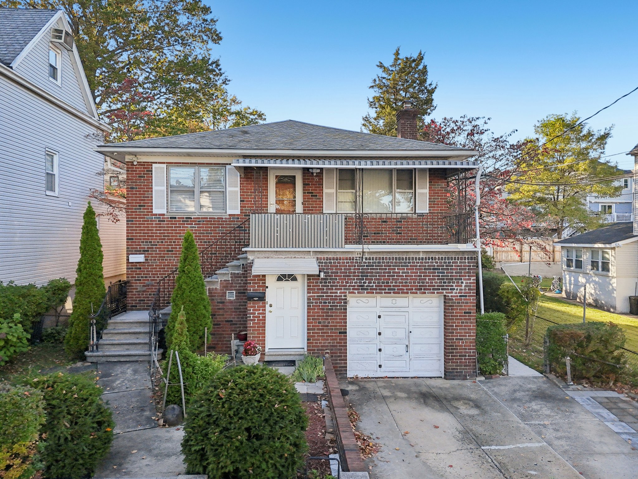 Sterling Ave-S2210-047.jpg