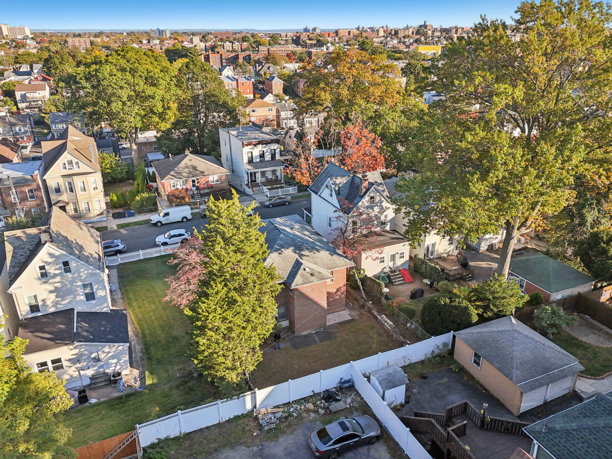 Sterling Ave-S2210-068.jpg