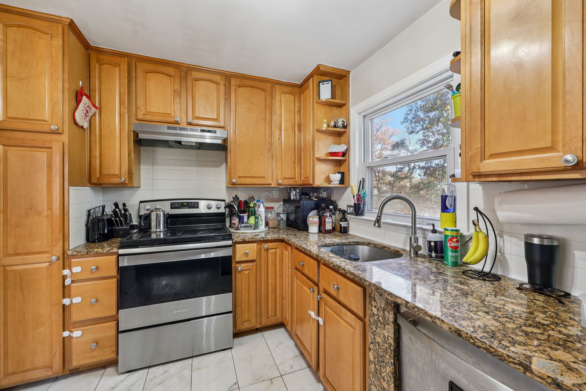 Sterling Ave-S2410-006