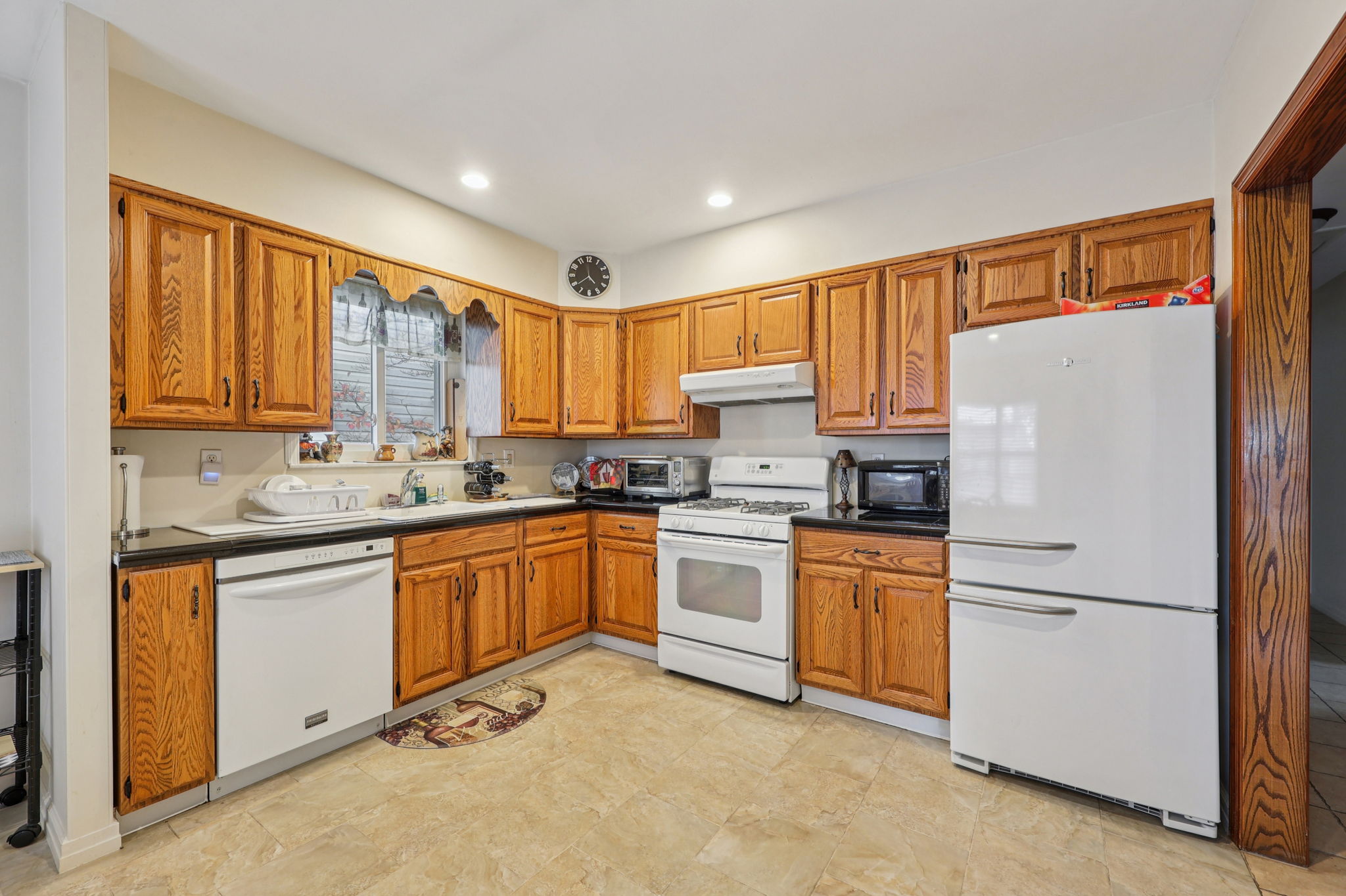 Sterling Ave-S2410-007