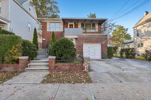 Sterling Ave-S2210-001.jpg