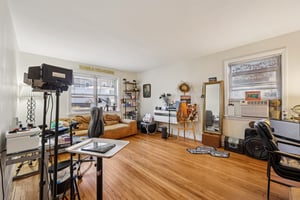 Sterling Ave-S2210-011.jpg