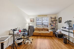 Sterling Ave-S2210-014.jpg