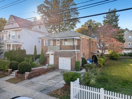 Sterling Ave-S2210-049.jpg