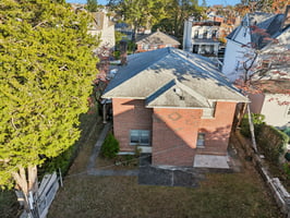 Sterling Ave-S2210-063.jpg