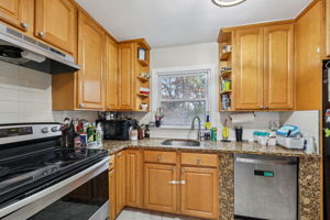Sterling Ave-S2410-005