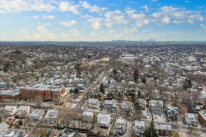 35 Summit St, Arlington, MA 02474, USA Photo 8