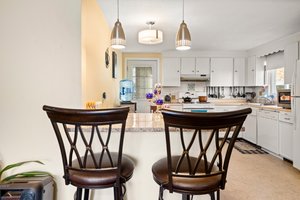 35 Summit St, Arlington, MA 02474, USA Photo 17