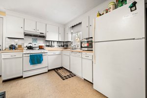 35 Summit St, Arlington, MA 02474, USA Photo 13