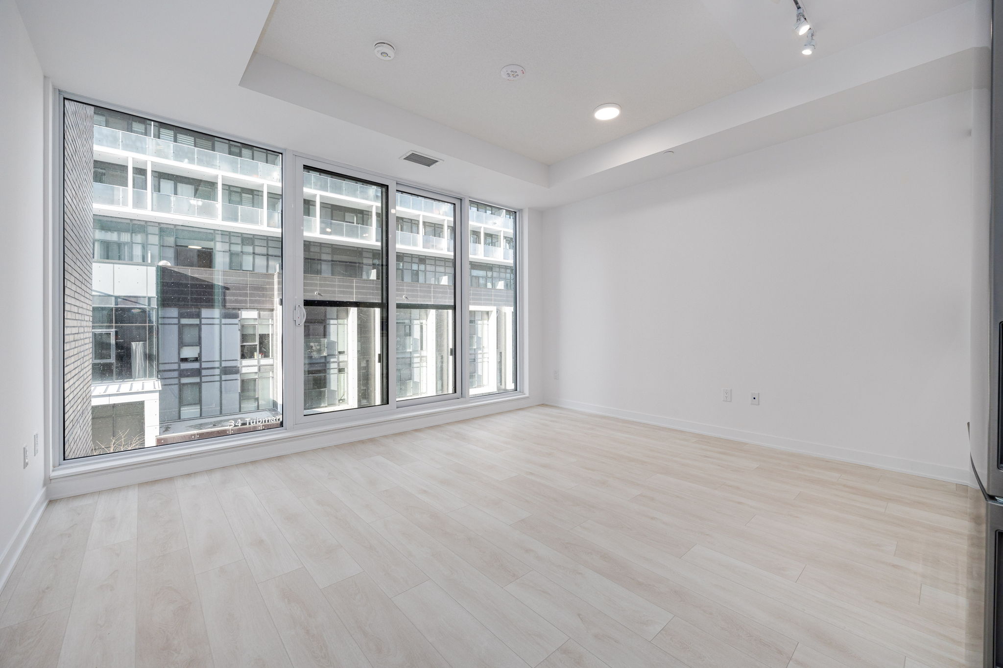 Toronto property showcase — delivered property photograph 4