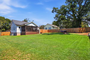 Photo 35