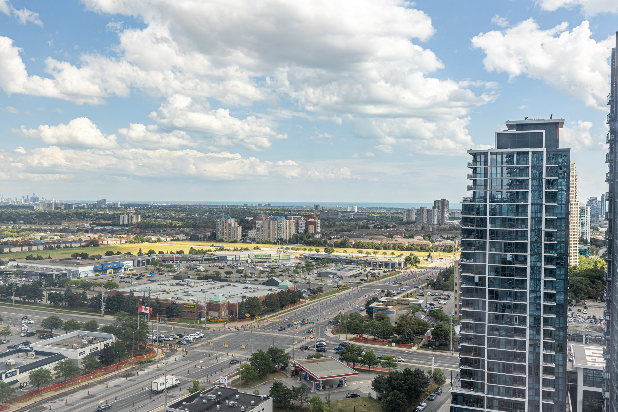 Mississauga property showcase — delivered property photograph 24