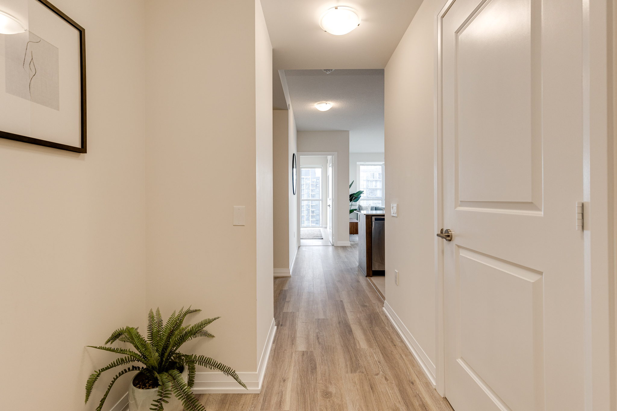 Mississauga property showcase — delivered property photograph 22