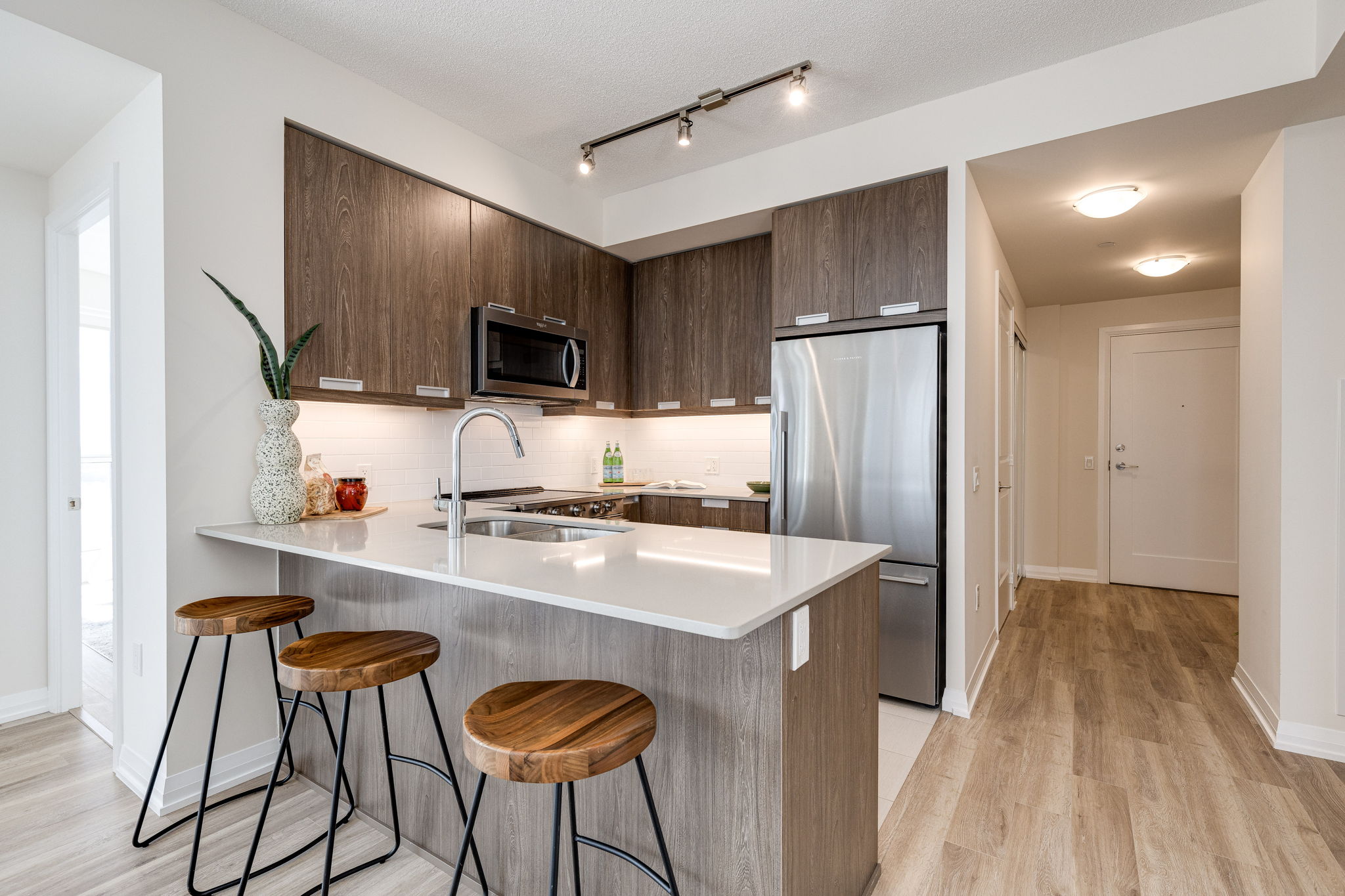 Mississauga property showcase — delivered property photograph 7