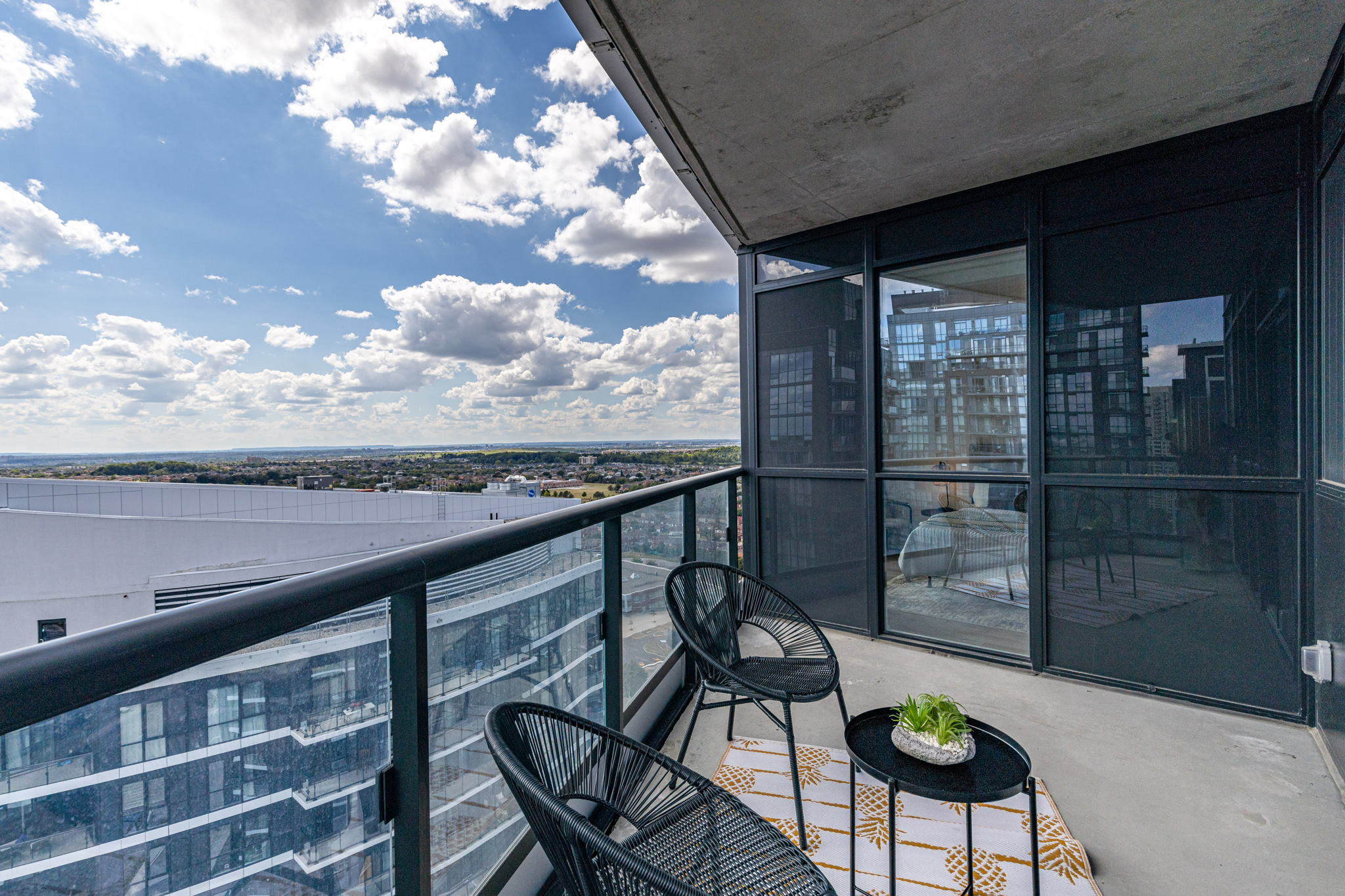 Mississauga property showcase — delivered property photograph 28