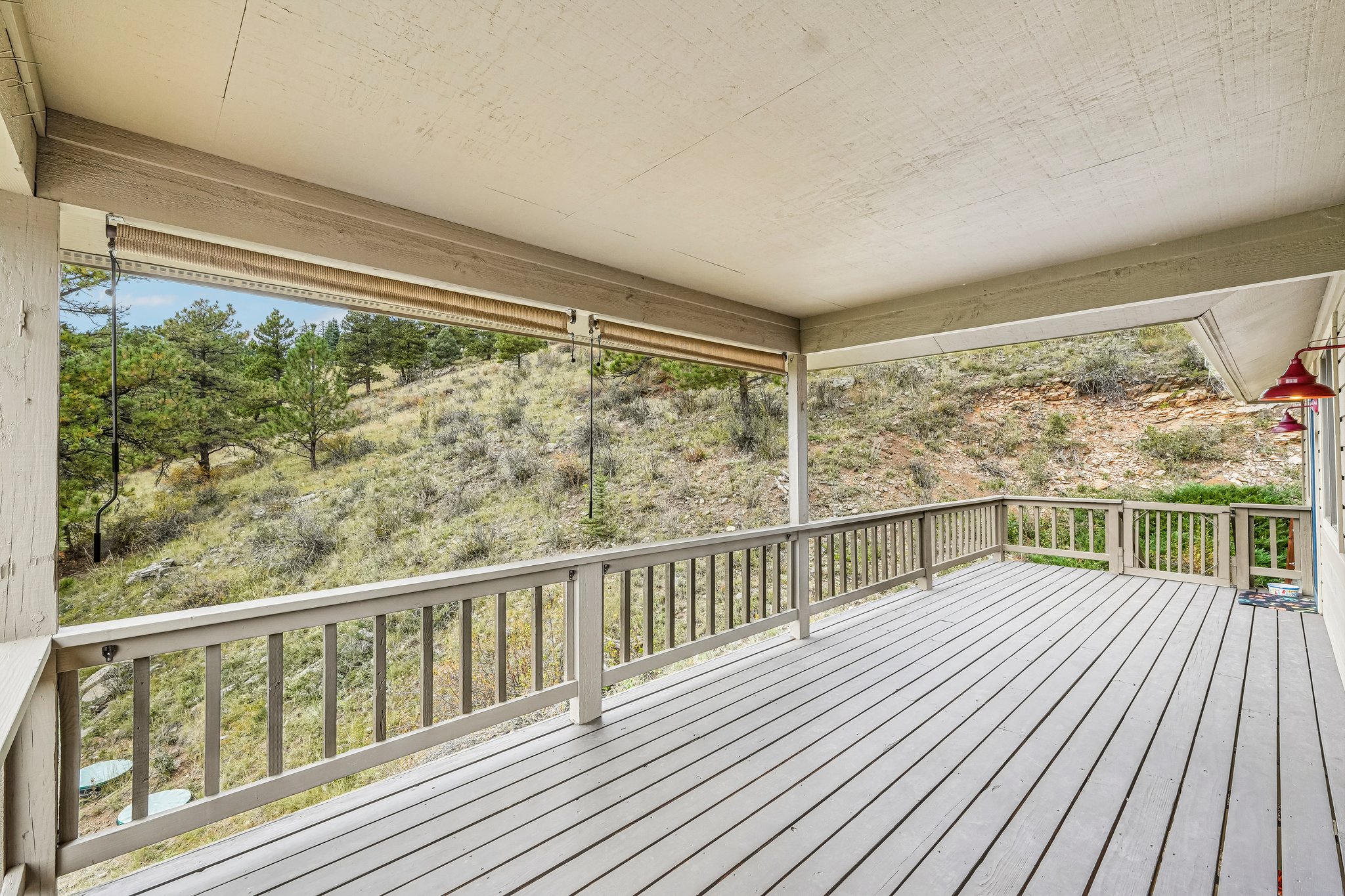 Conifer Dr-S0910-061.jpg