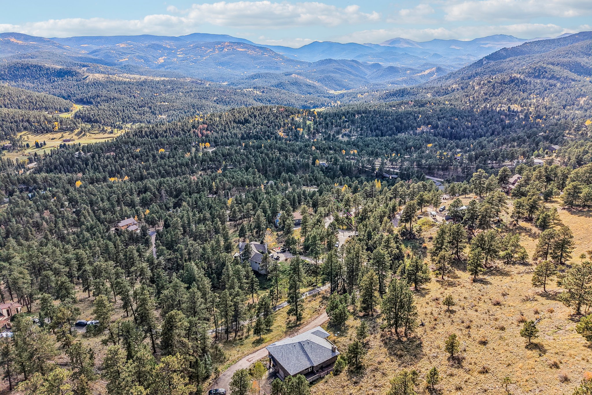 Conifer Dr-S0910-075.jpg