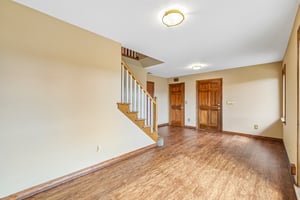 Conifer Dr-S0910-007.jpg