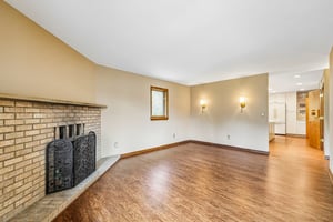 Conifer Dr-S0910-013.jpg