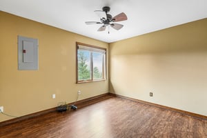 Conifer Dr-S0910-021.jpg