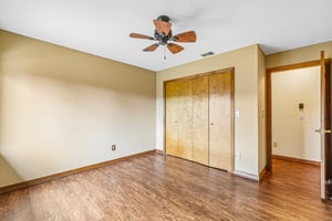 Conifer Dr-S0910-022.jpg